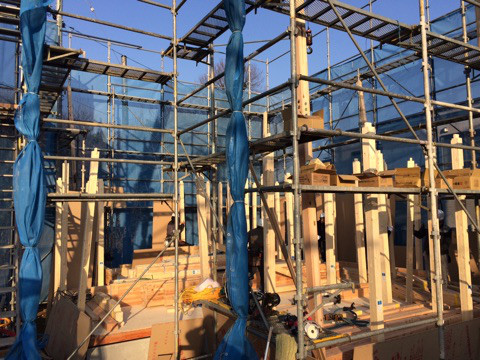 {AAB6B601-251E-4EAF-8CC4-B270D1423D72}