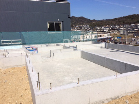 {068641FB-386E-45AB-9022-85F3355A47E5}