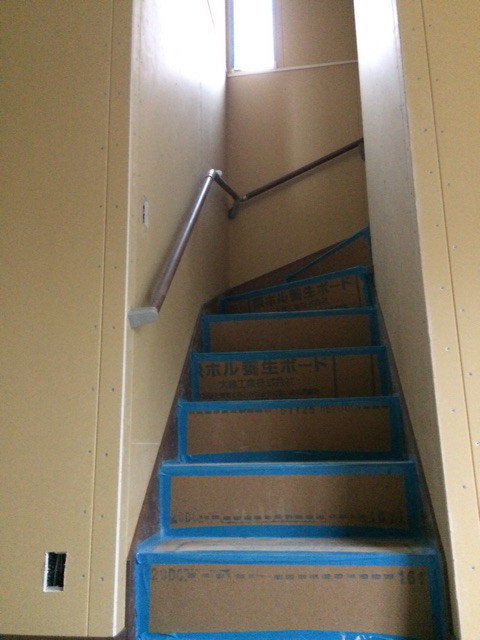 {71FE0FB9-027E-417C-81B2-D53254B0A2A5}