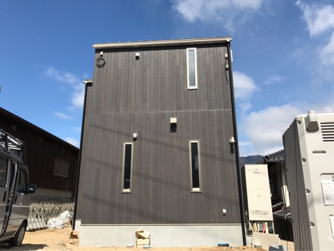 {95F9402B-744D-406B-98C9-7B65113BF39D}