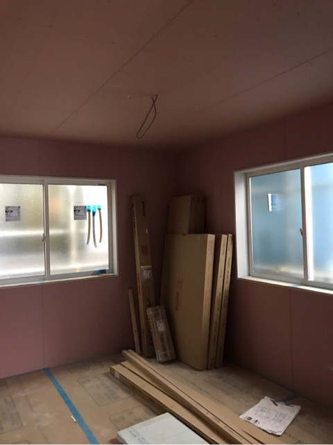 {57125776-5785-49C0-81D0-A78657319837}