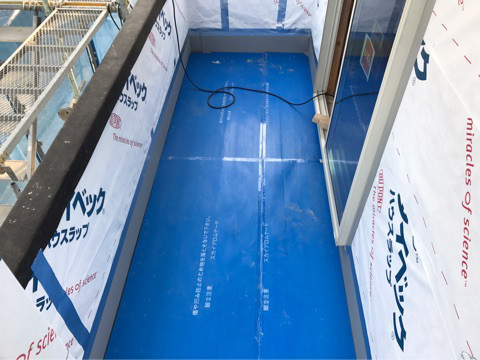 {9DCCDDF8-8AA7-4073-AA09-81835BBE1405}