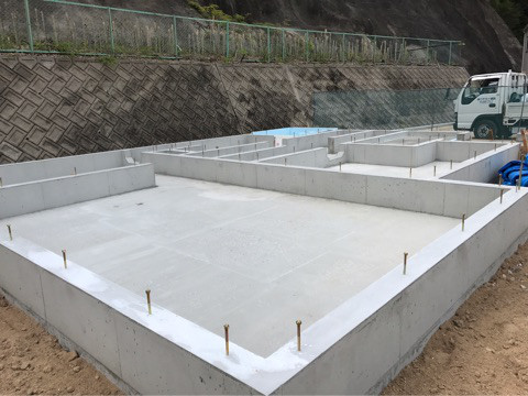 {22D2549B-571E-45B6-8365-62E8AB85C7EA}