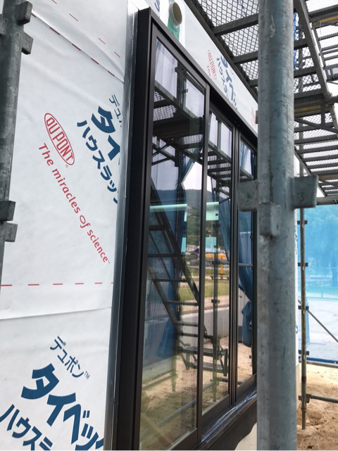 {870CCA0D-61C5-46DC-A4E1-F79B28923CF1}