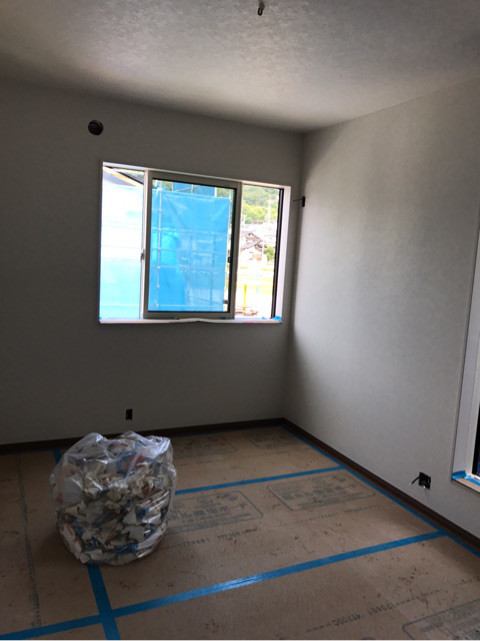 {6B2C05A3-1D42-412D-BEBD-36D26A41A525}