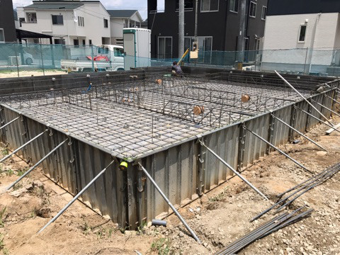 {A974933E-C90F-46D6-8329-1AC02AE3B401}