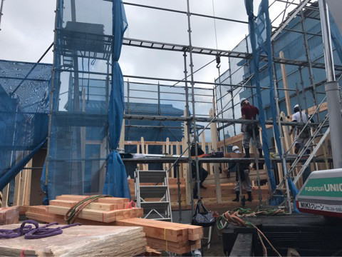 {C3FB4C37-1724-4102-B5BF-85F76B9CB5C7}