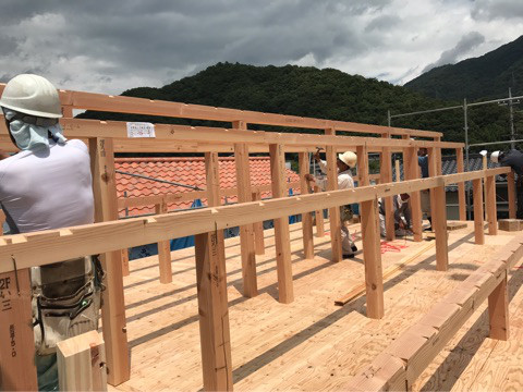 {8340AE1E-026F-4E92-AB67-36F26DF34FF1}