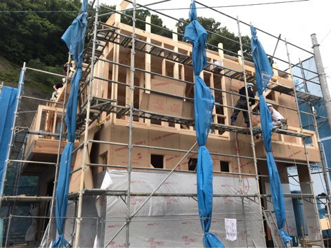 {94AB4519-0CFB-405D-B6BD-70B661AA5F40}