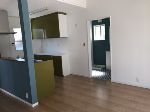 {58F16260-205E-4830-9AC9-1DE265F9D1E3}