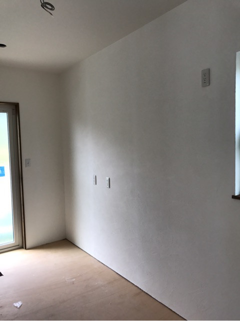 {660AECD5-6206-4C47-B789-6BE5FEB52381}