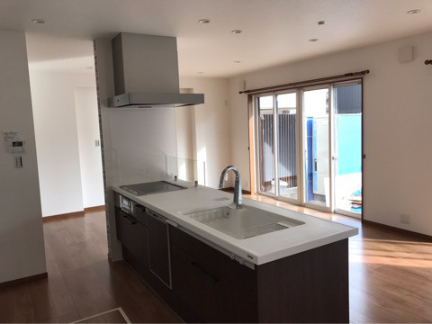 {9536C2A7-DC1F-4371-B903-26AF7D5A986A}