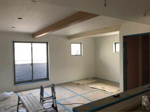 {AE933569-2D12-407F-9B26-380A83BCB624}