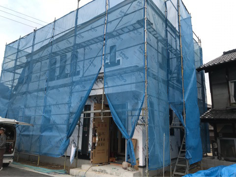 {CAB42692-95D4-4C76-8988-EEA159084338}