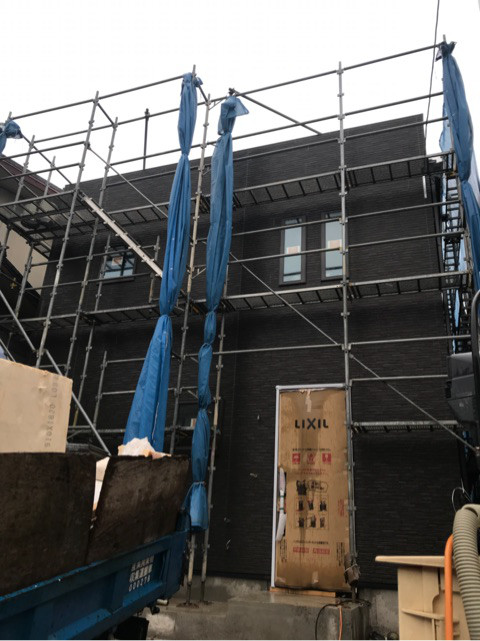 {BE39B0A6-A3EC-46BB-BAA8-46A199003671}