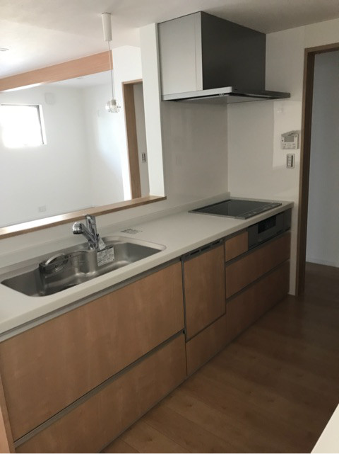 {4FCAF8F0-3B89-4D05-B02A-65853B3B02FF}