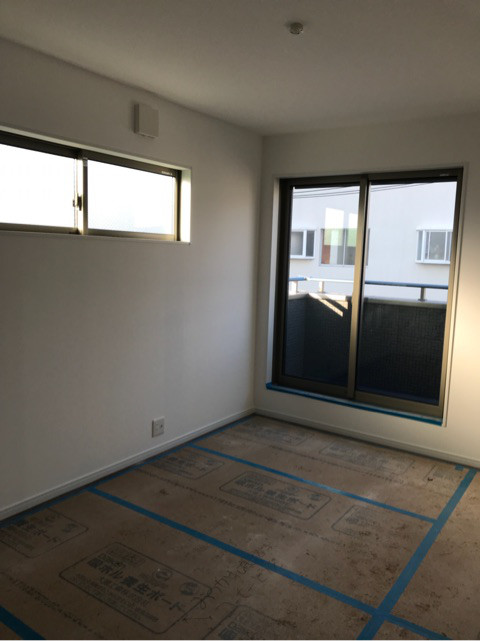 {5F457C0A-5D39-4236-B281-D69AFD60DCE8}