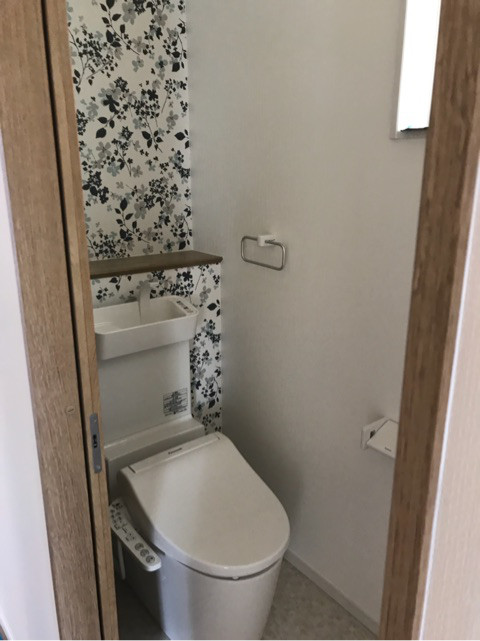 {D812E16C-A5CC-427F-850E-15B5A8EFDBB3}