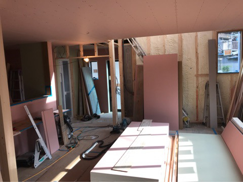 {DB0FB3FA-BF65-400F-B715-00096CBC50AC}