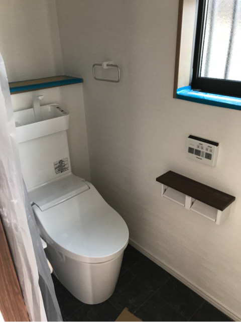 {5E700140-2D29-4EF7-A617-6444A2734520}