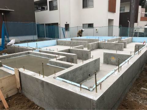 {E2306D9A-1CB1-403C-A765-D56A1F80E671}