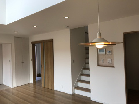 {3F37E190-CAB7-4463-BEB4-EBFF7883091D}