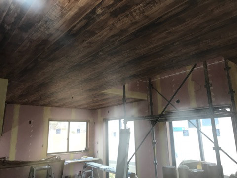 {DBD2DB70-3B09-4069-8347-E5BC3CA94CDF}