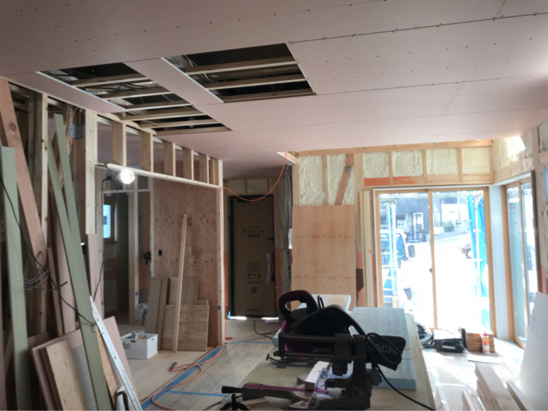 {B7DFC633-84F1-467F-A341-9B26D90FBF29}