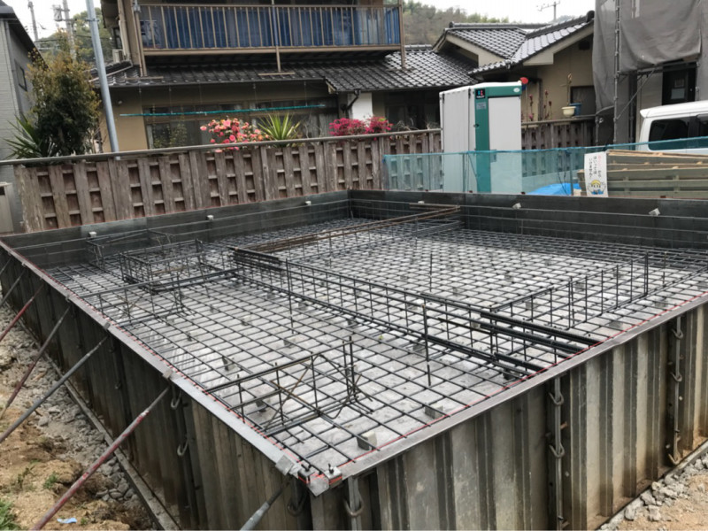 {CE983A95-B463-4ED5-9604-1FF835B9F974}