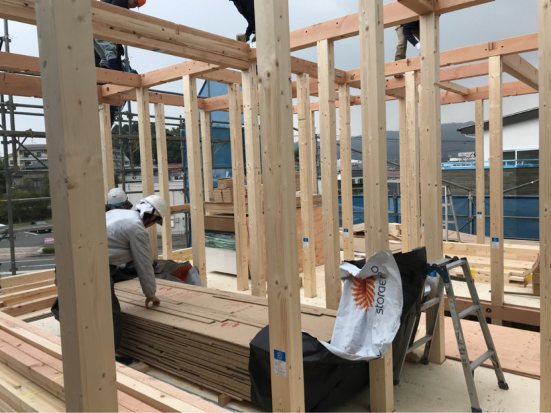 {9F052B4C-8E25-4732-9F0F-B719D705FE96}