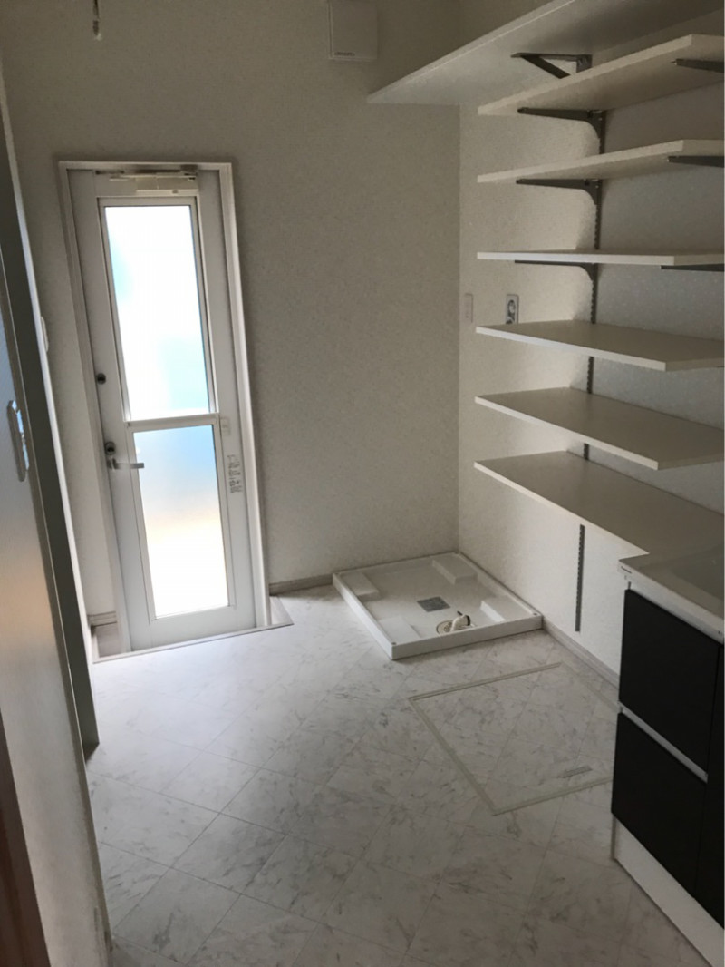 {A17A2A40-BA5B-4322-AC35-0054FBAAD4F4}