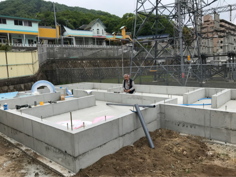 {8CE51C0C-F22A-425F-9CE8-5213C96EA772}